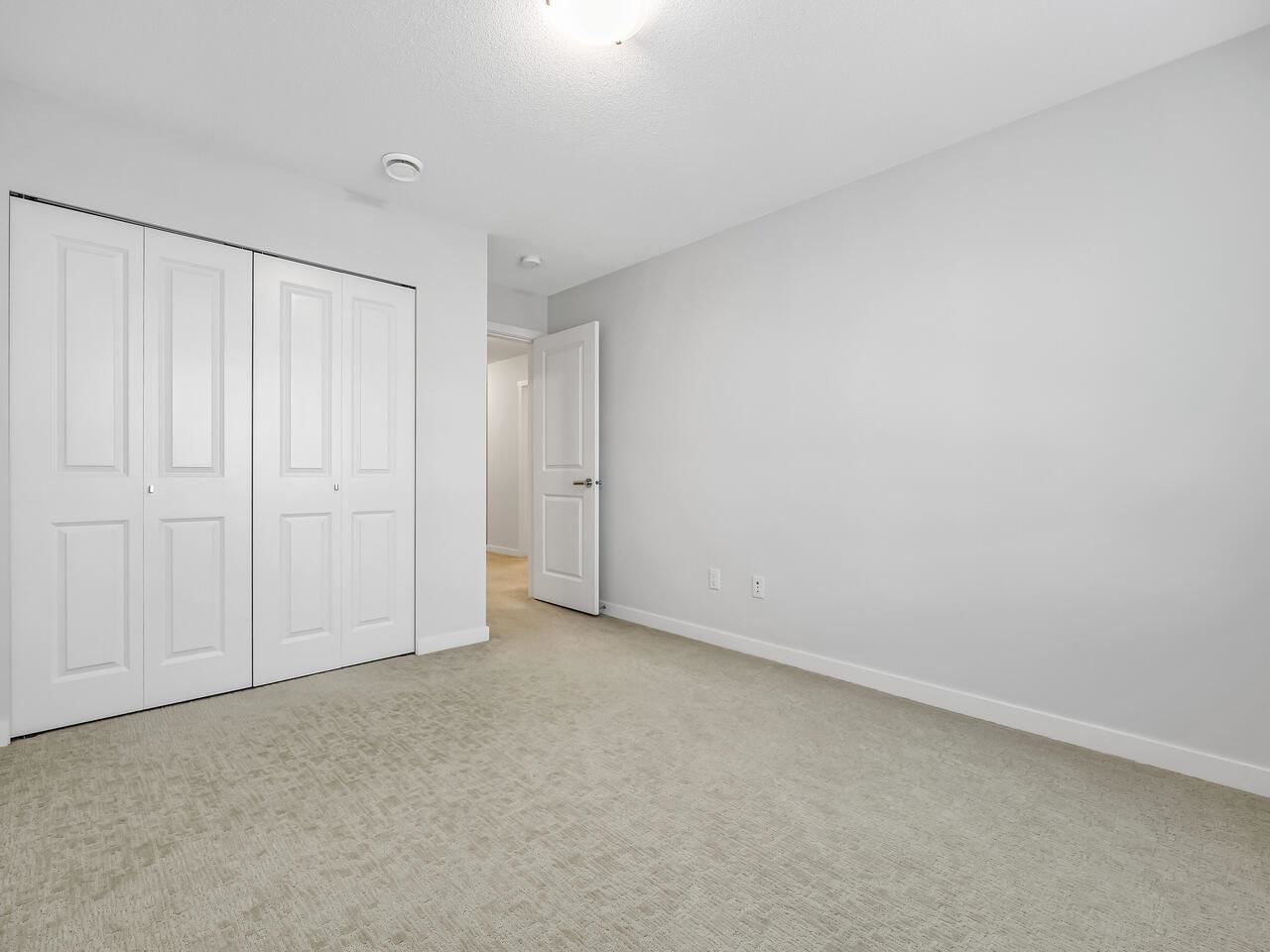 Listing Image 30