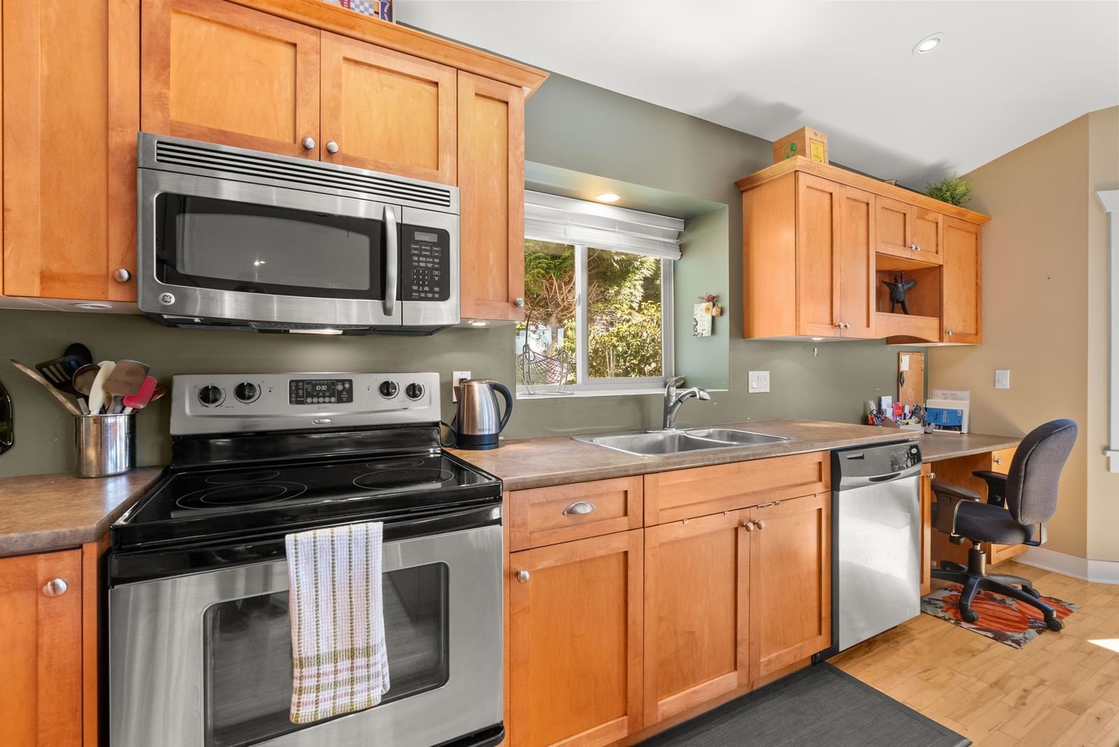 Listing Image 15