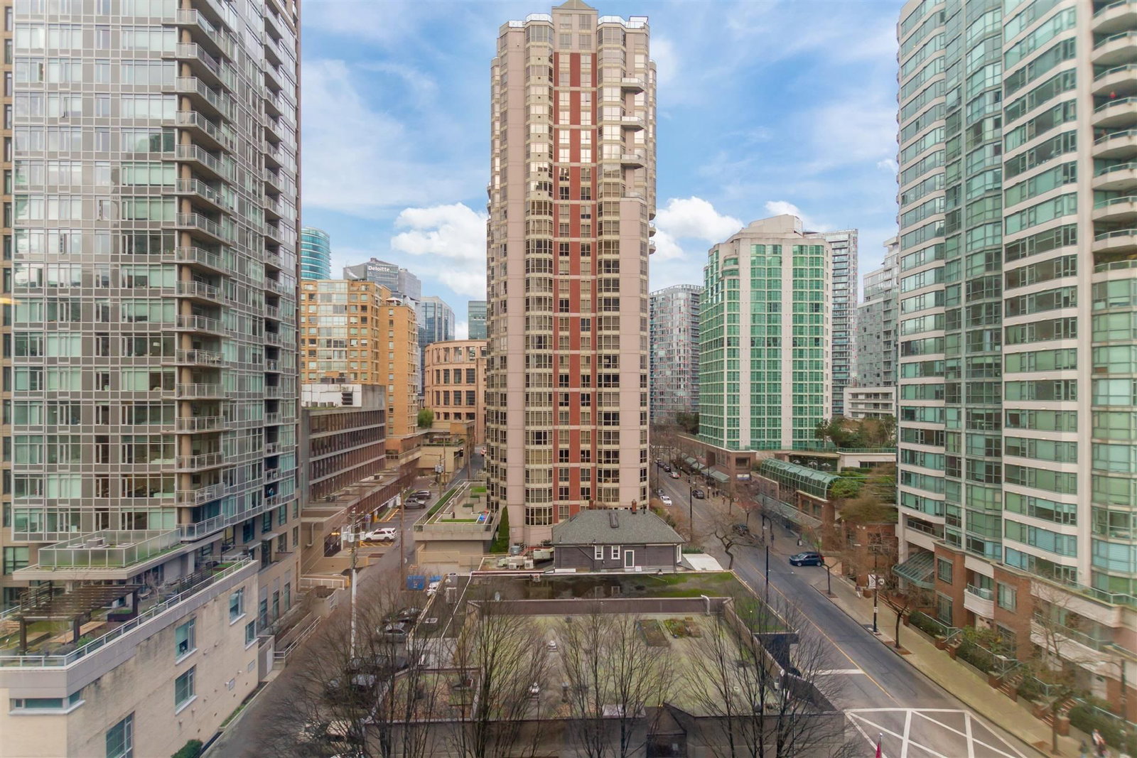 Listing Image 20