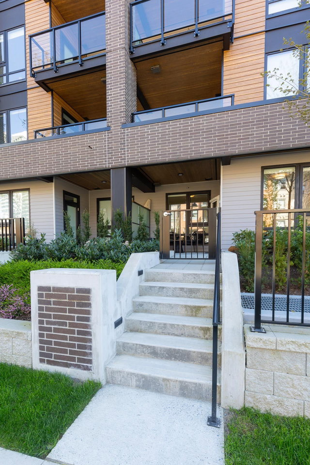 105 - 615 Cottonwood Avenue