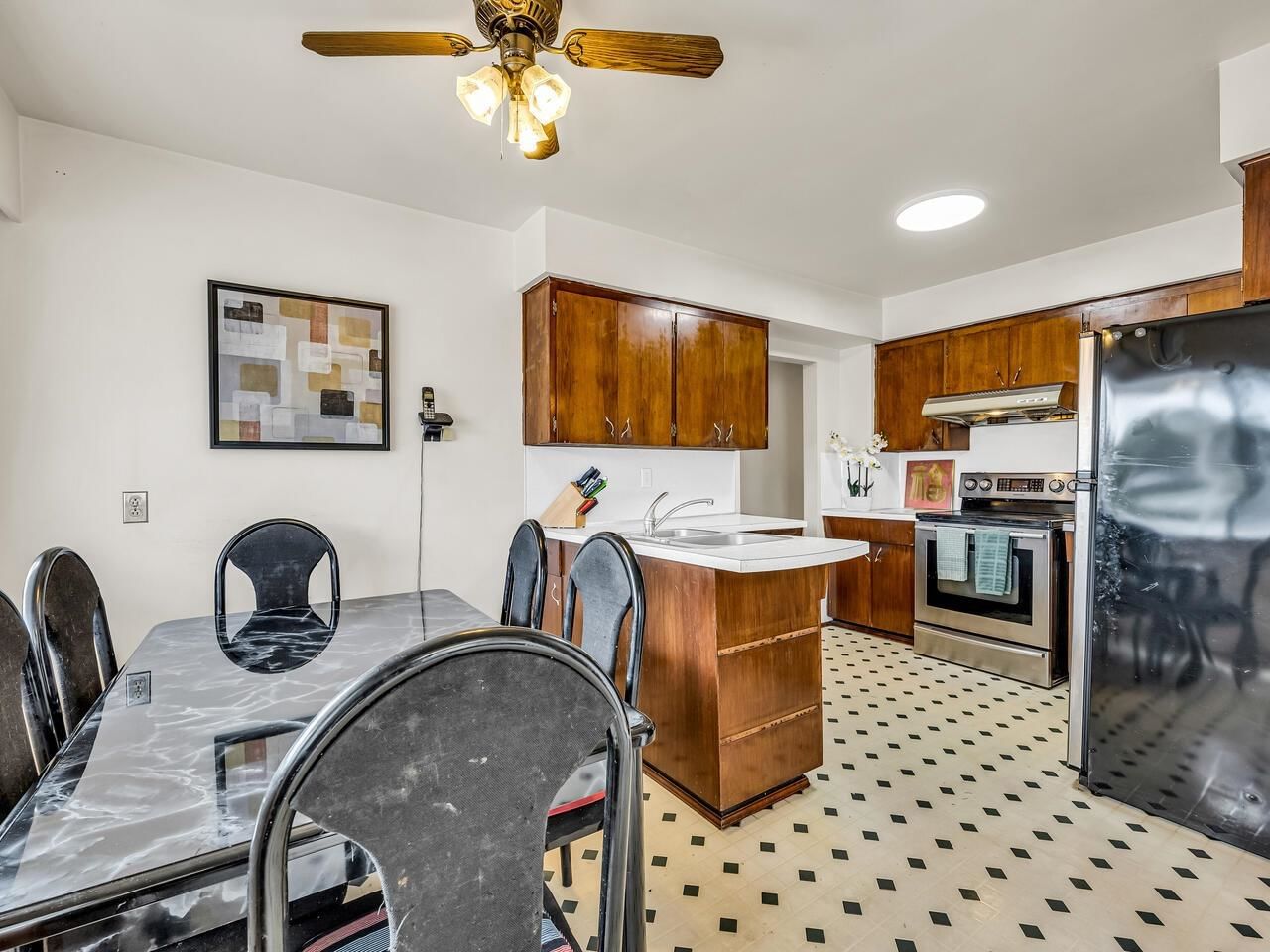 Listing Image 21