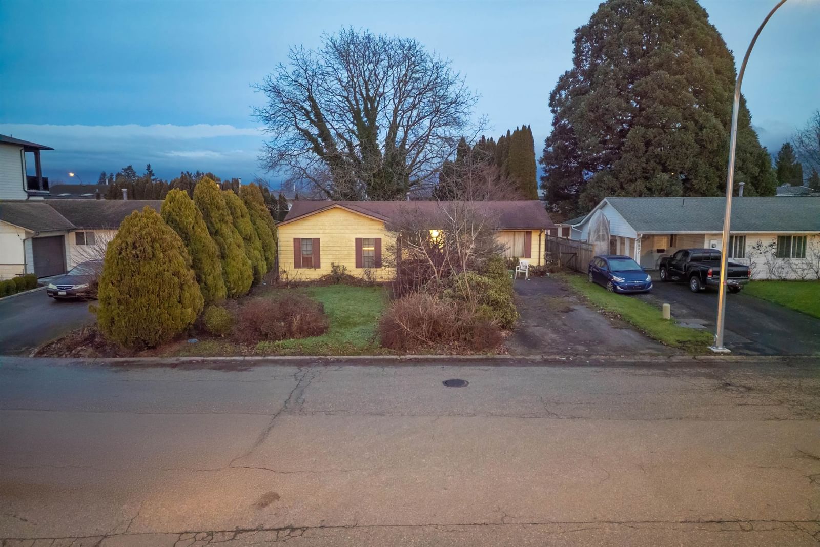 Listing Image 1