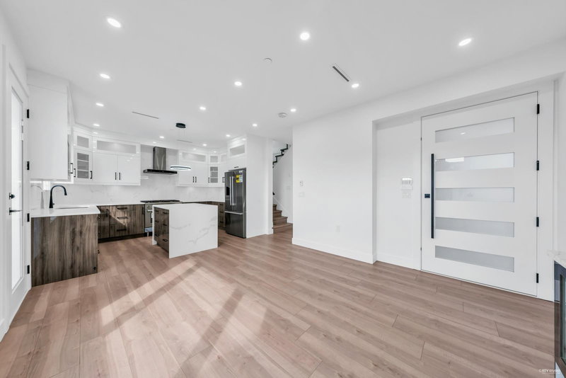 2 - 3344 Adanac Street, Vancouver, V5K 2P3 | Image 2