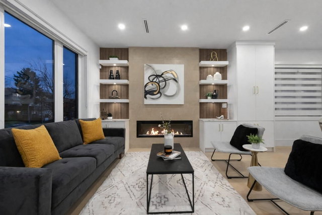 2 - 7361 Fraser Street