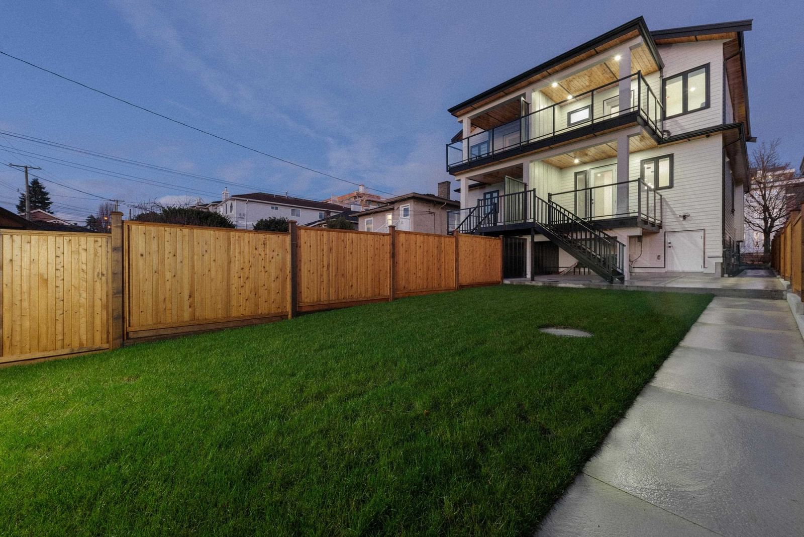 Listing Image 23