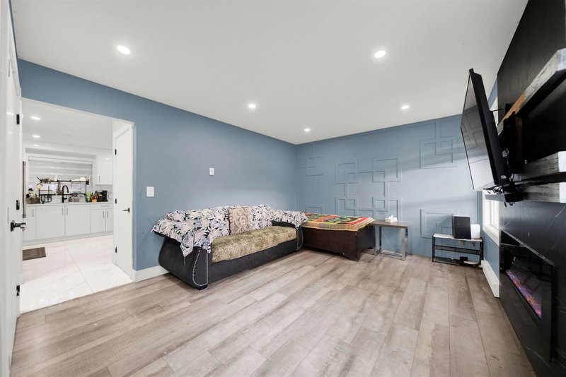 45533 Mcintosh Drive, Chilliwack, V2P 6V4 | Image 3