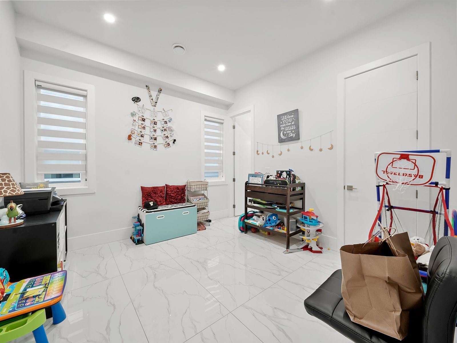 Listing Image 31