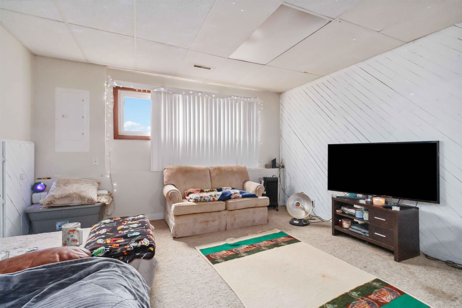 Listing Image 25