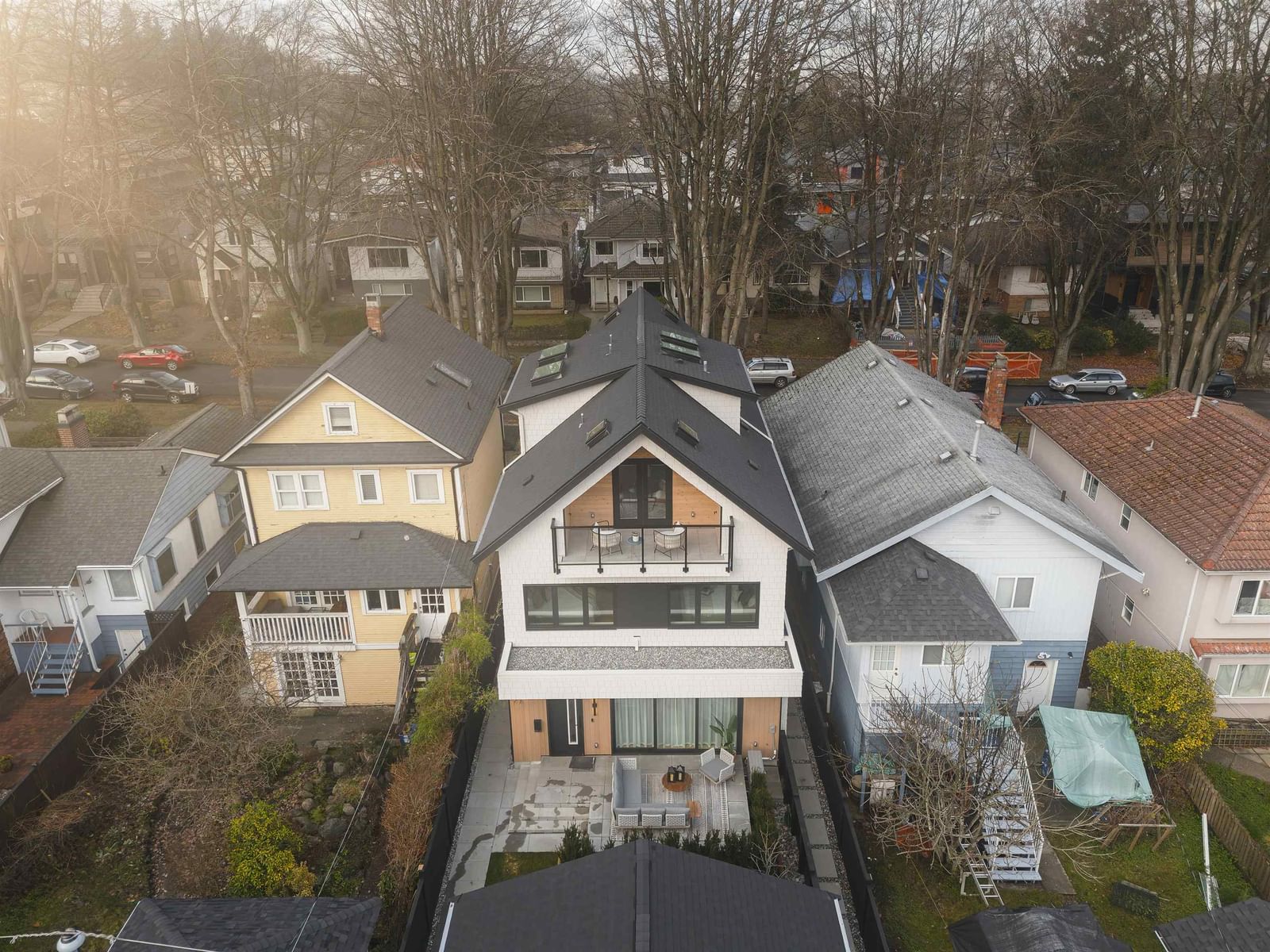 Listing Image 32