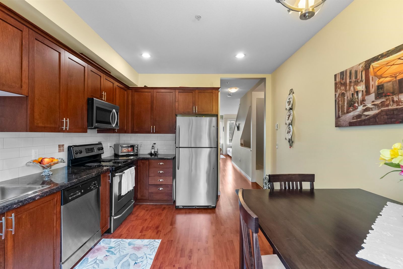Listing Image 14