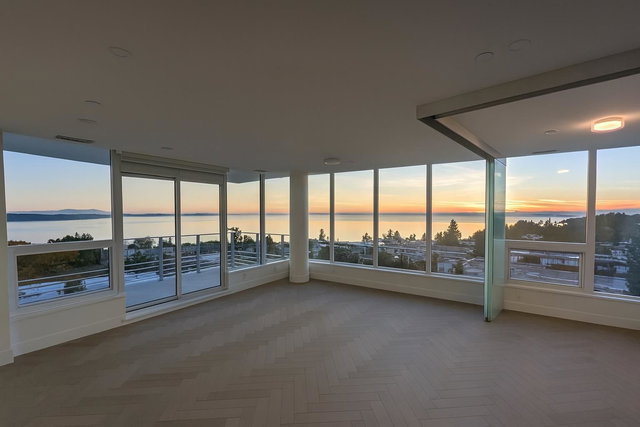 705 - 1342 Johnston Road