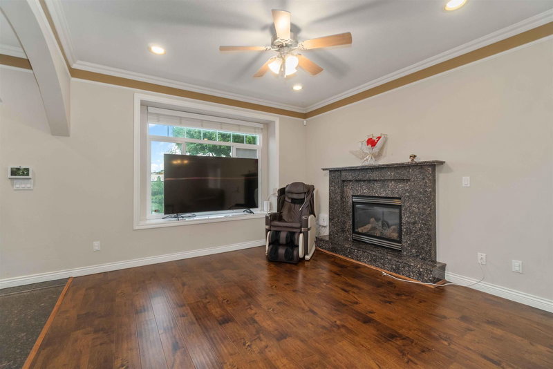 4292 Parker Street, Burnaby, V5C 3C3 | Image 3