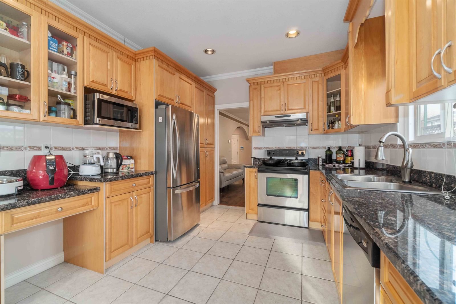 Listing Image 9