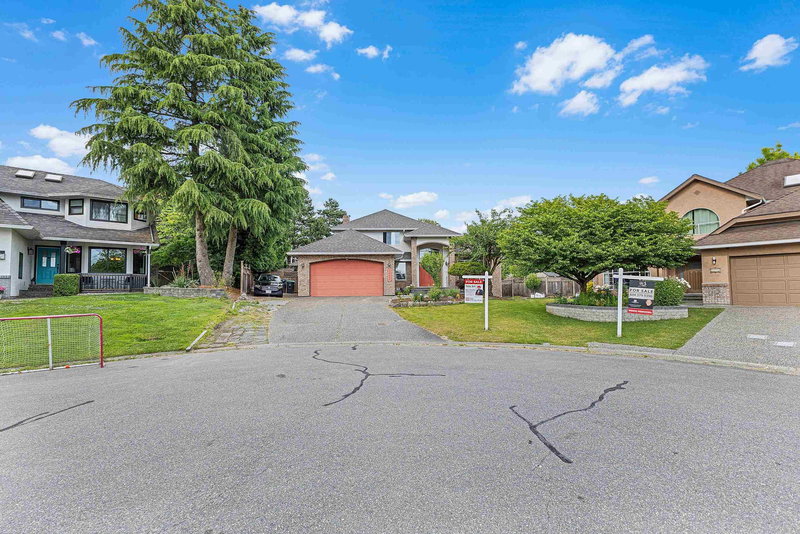 14247 86 Avenue, Surrey, V3W 0S6 | Image 3