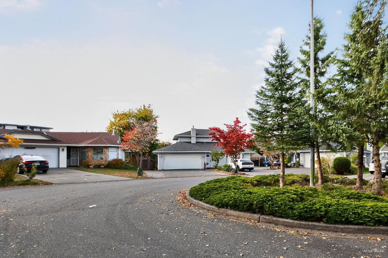 12079 84a Avenue, Surrey, V3W 0S7 | Image 2