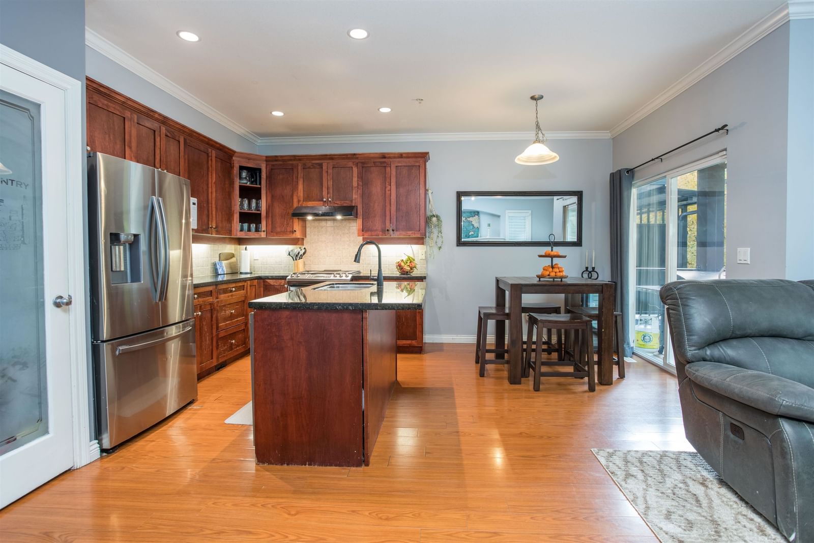 Listing Image 15