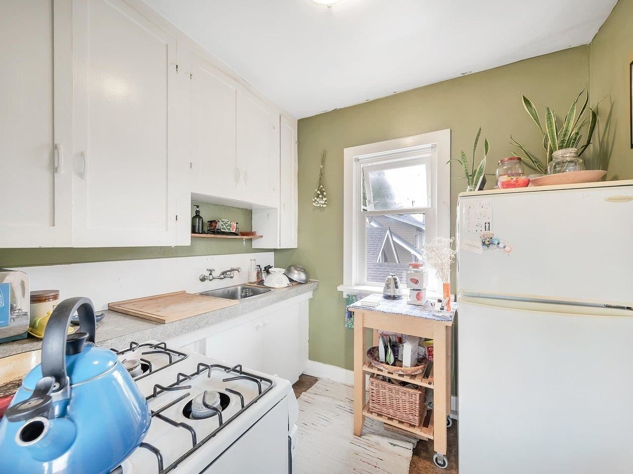 Listing Image 13