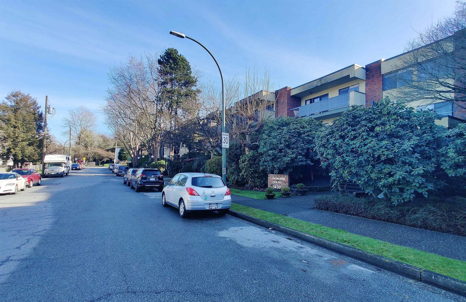 Listing Image 17