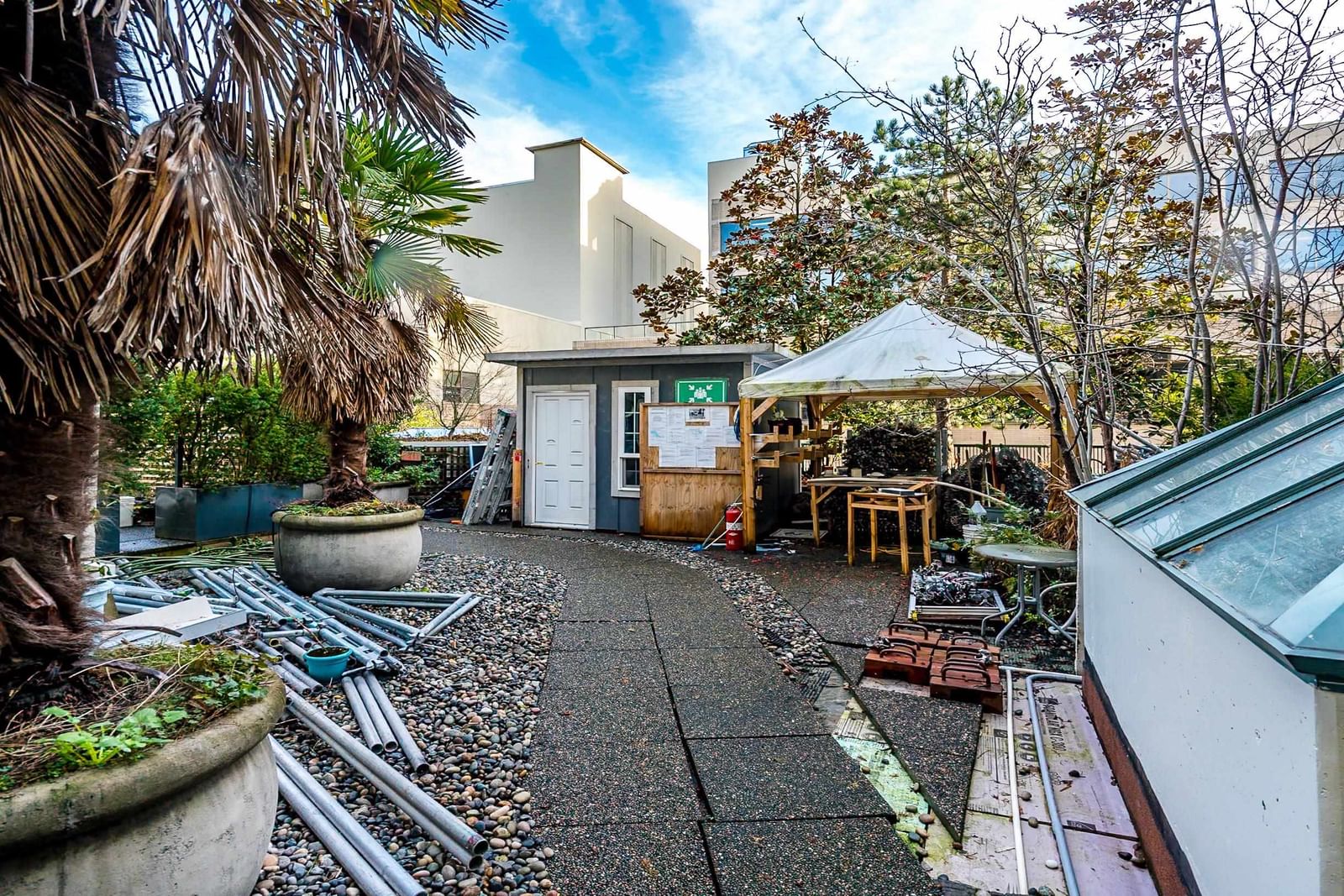 Listing Image 22