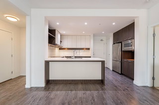 303 - 545 Foster Avenue