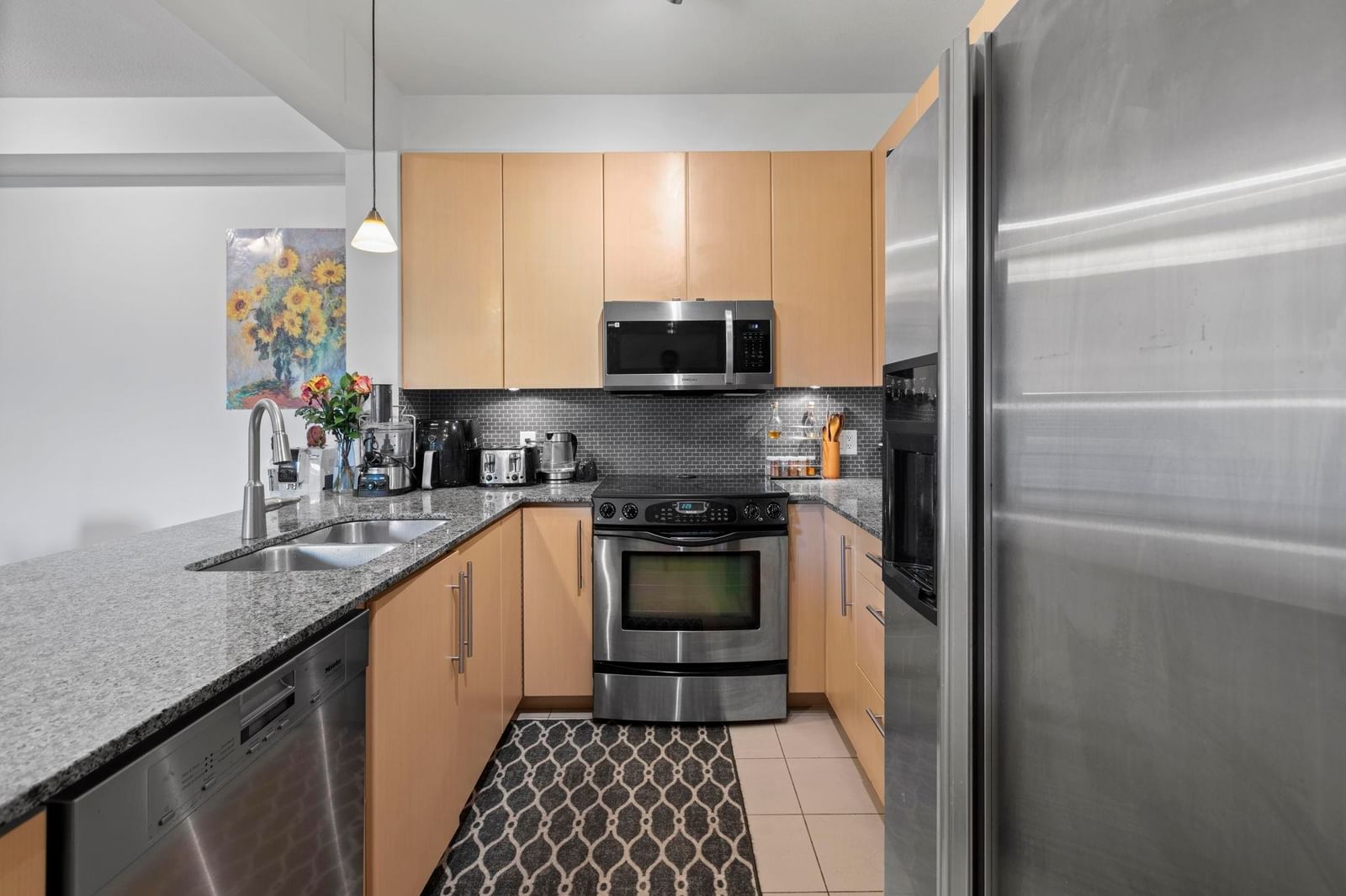 Listing Image 15