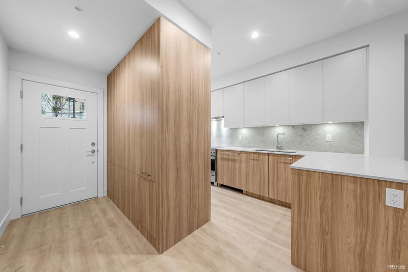 105 - 2320 Emery Court, North Vancouver, V7J 0G3 | Image 3