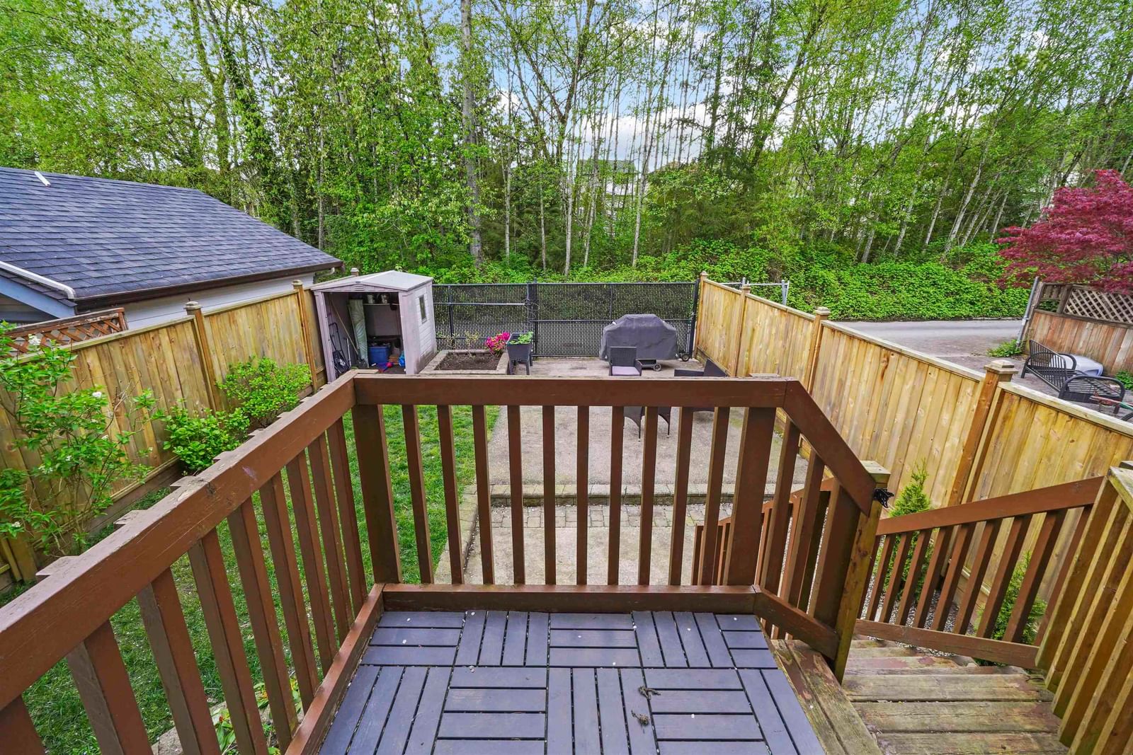 Listing Image 12