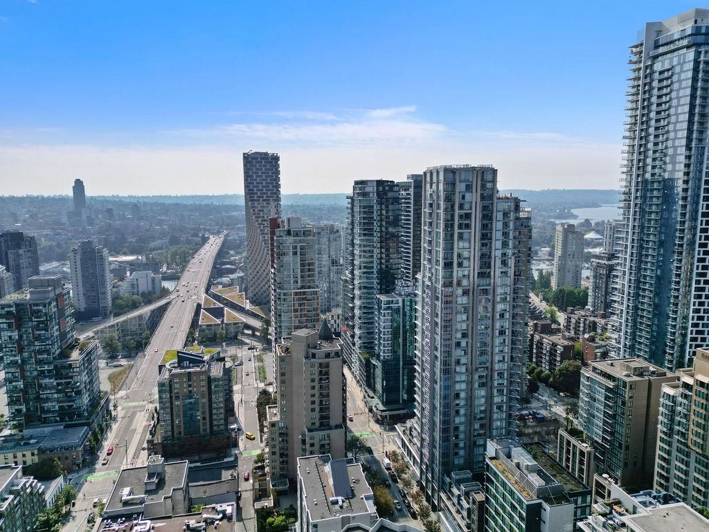 Listing Image 30