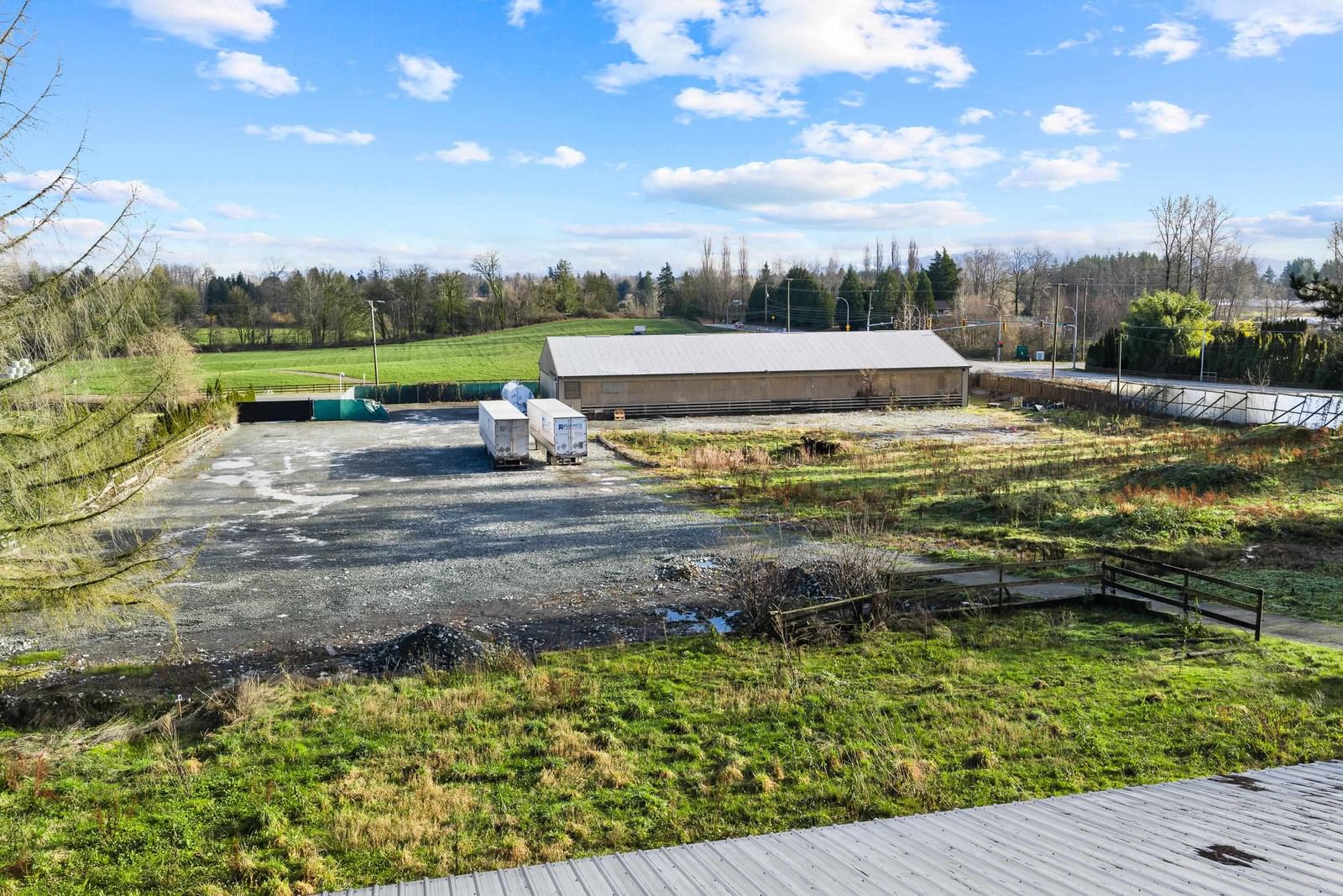 Listing Image 11