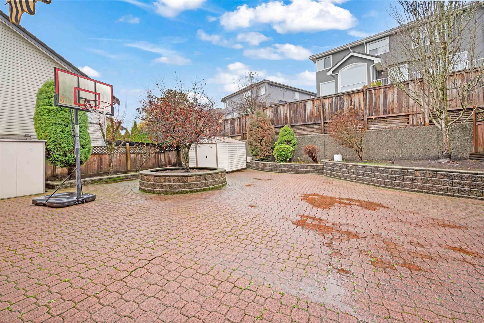 Listing Image 23