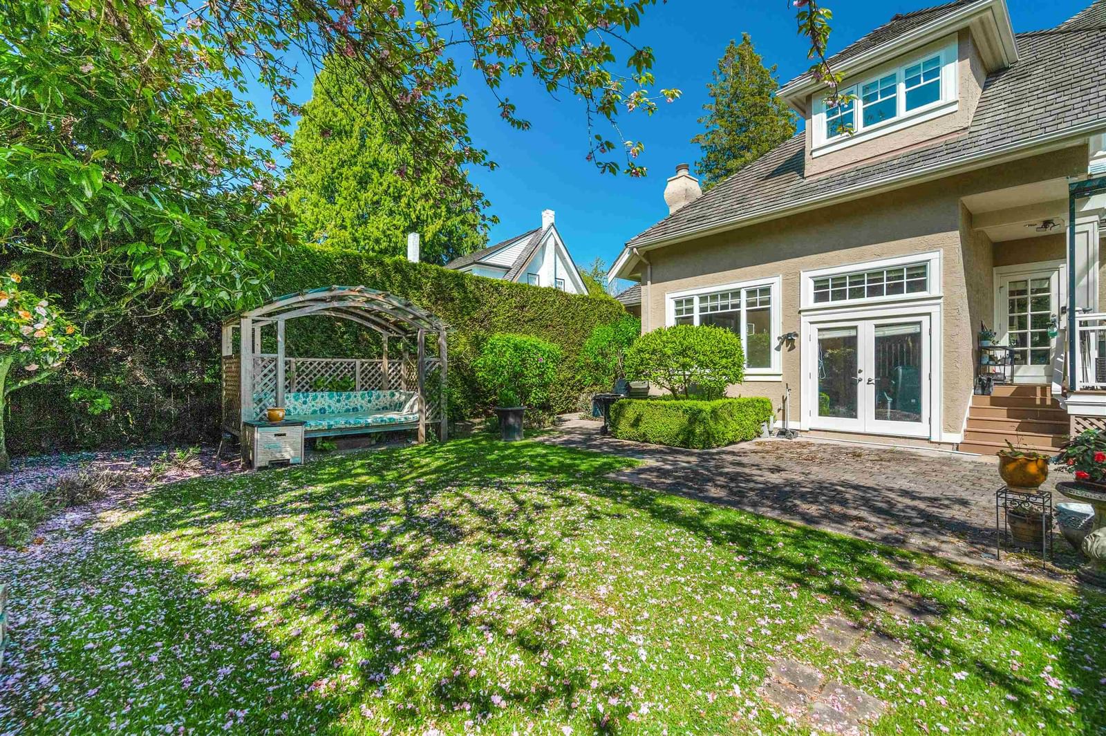 Listing Image 15