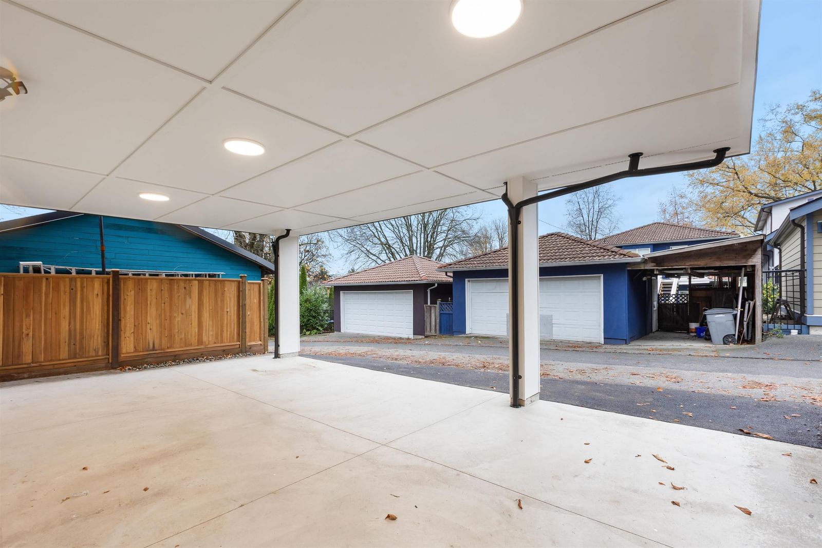 Listing Image 17