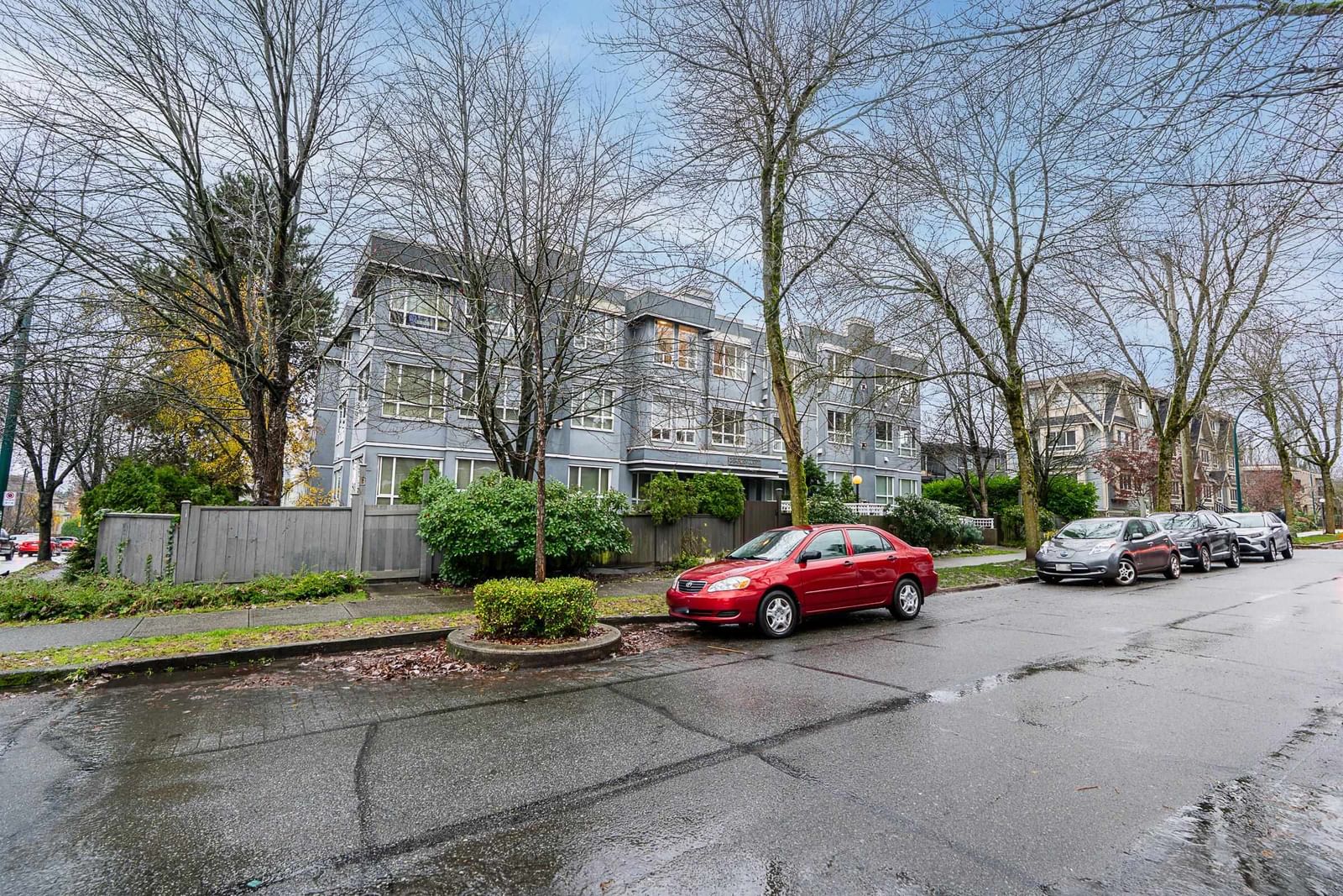 Listing Image 17