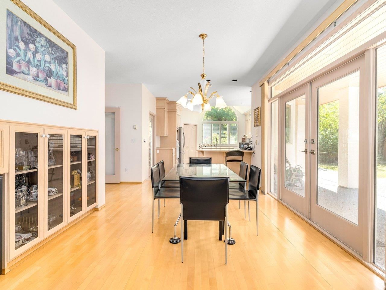 Listing Image 12