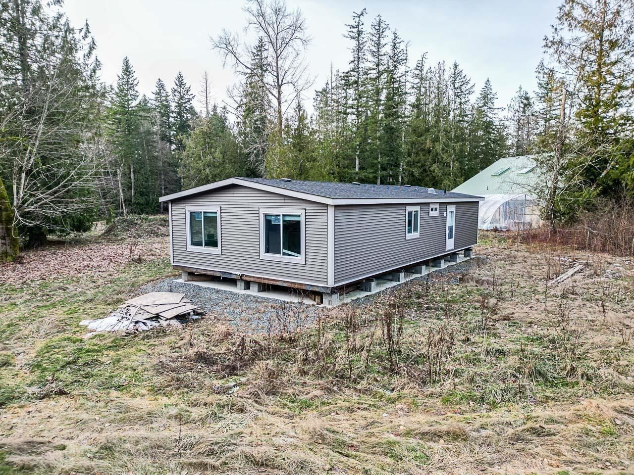 Listing Image 11