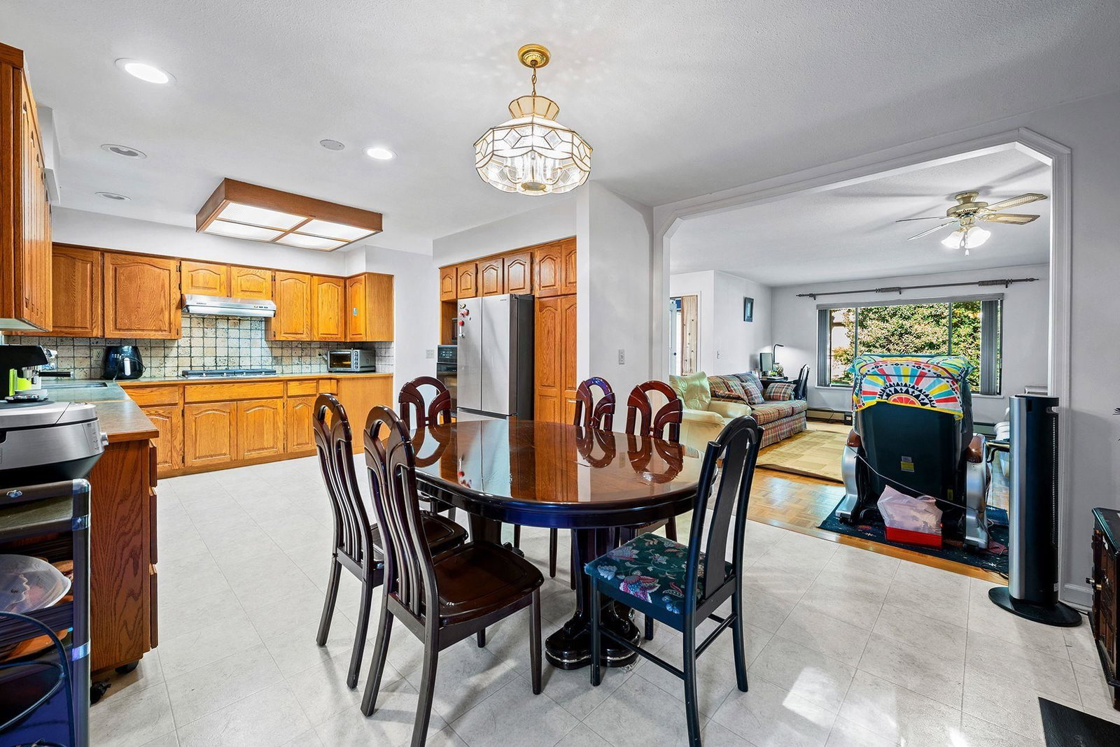 Listing Image 12