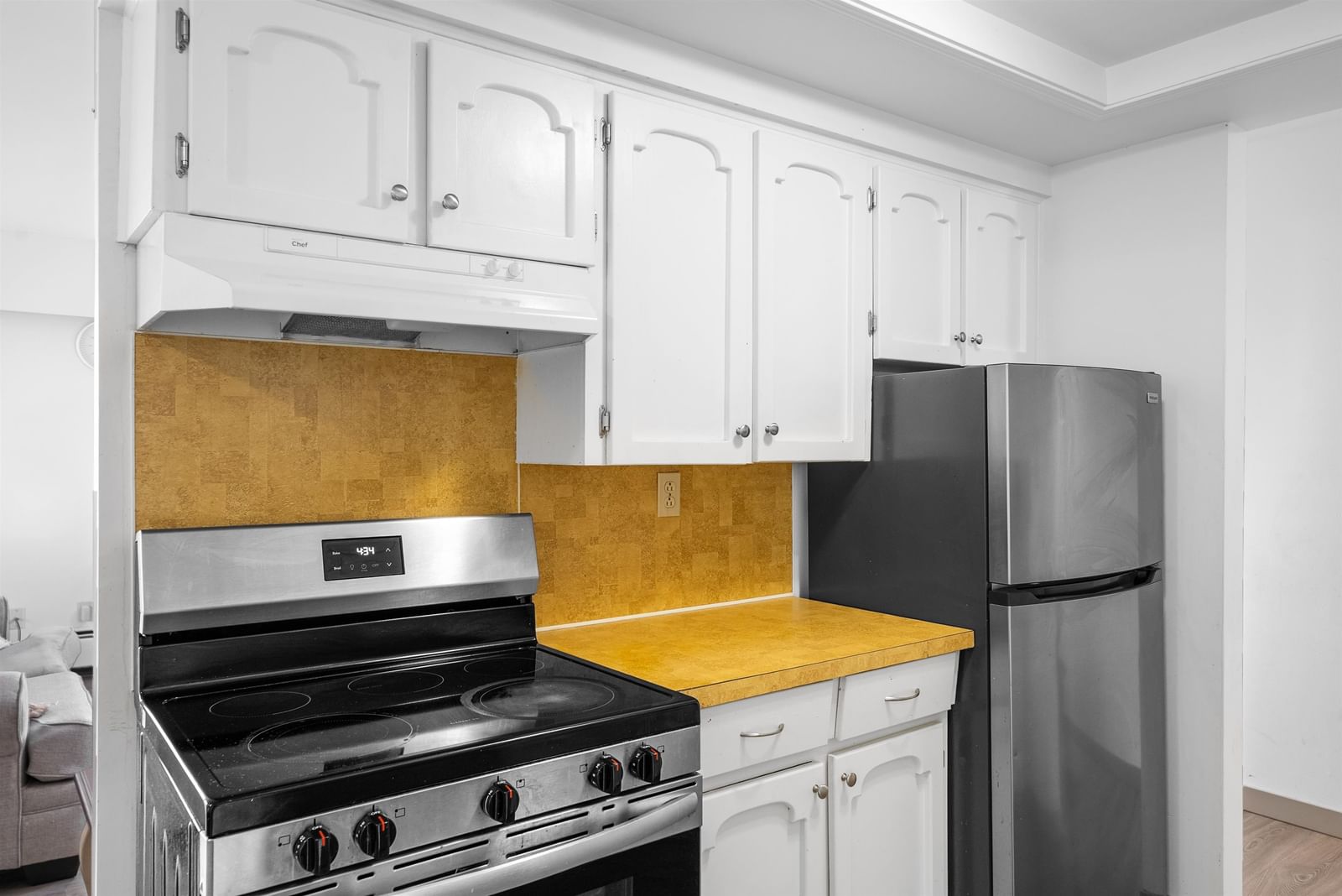 Listing Image 13