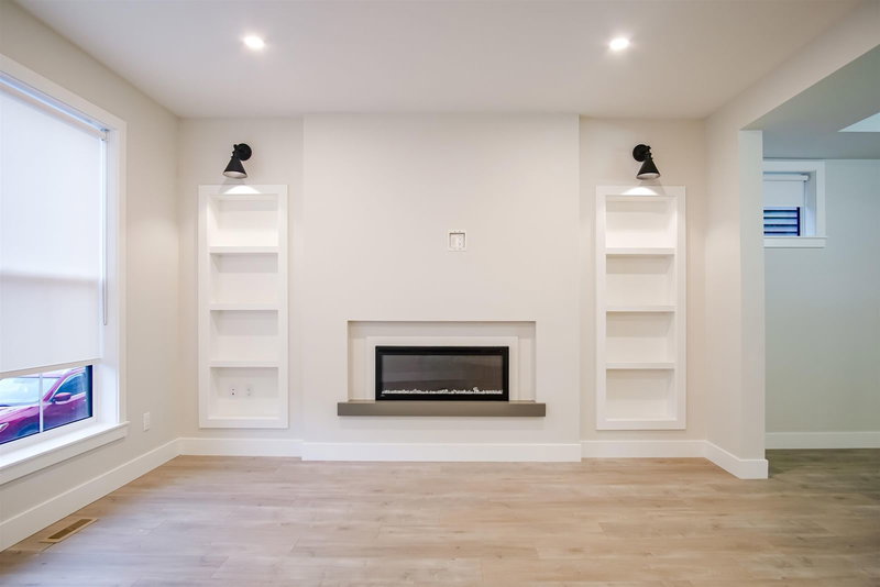 7858 Cedarbrook Road, Chilliwack, V2R 6G7 | Image 2