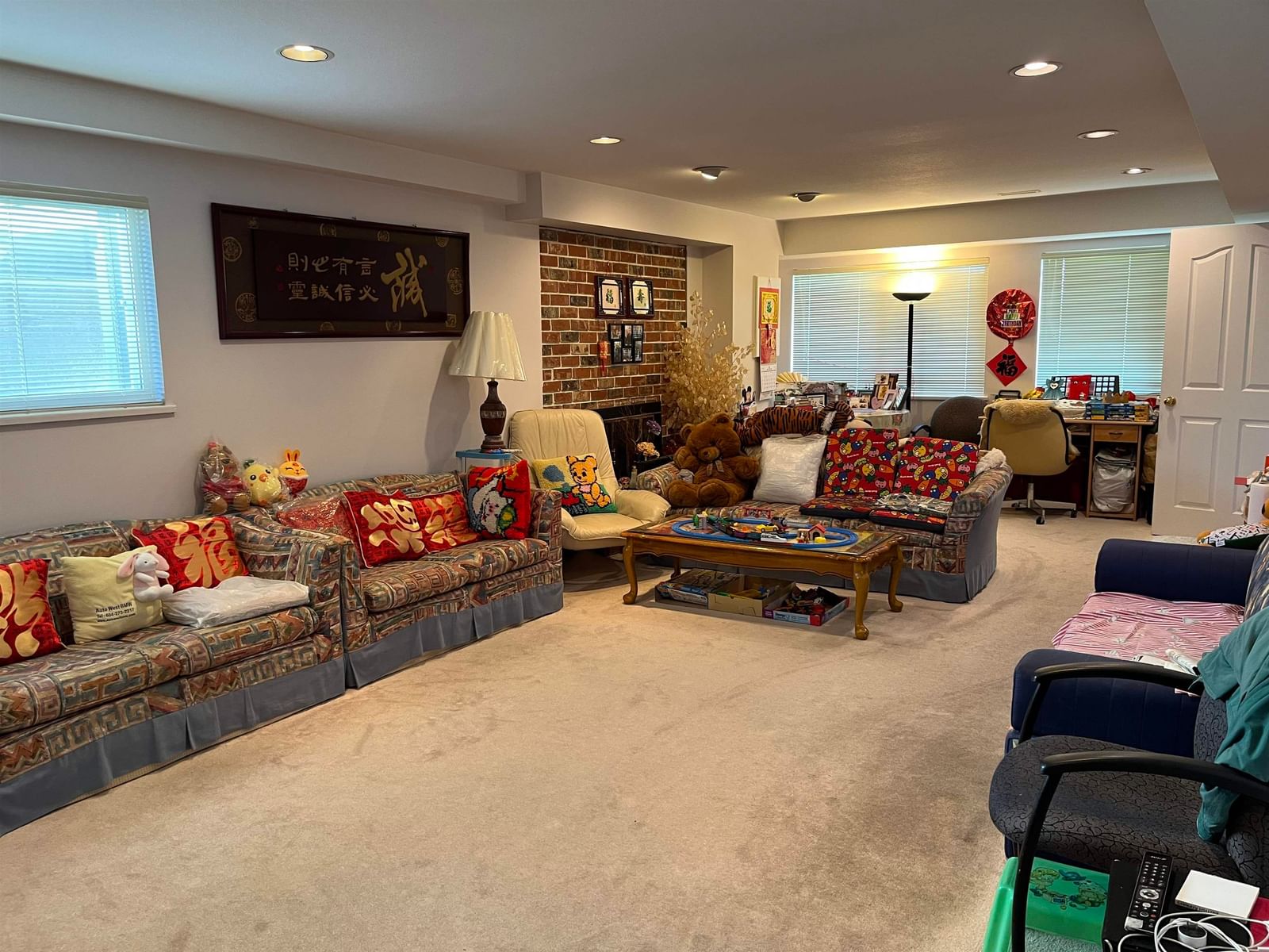 Listing Image 15