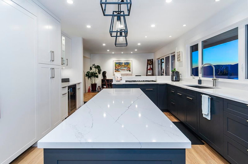 5237 Timberfeild Road, West Vancouver, V7W 2Y5 | Image 2