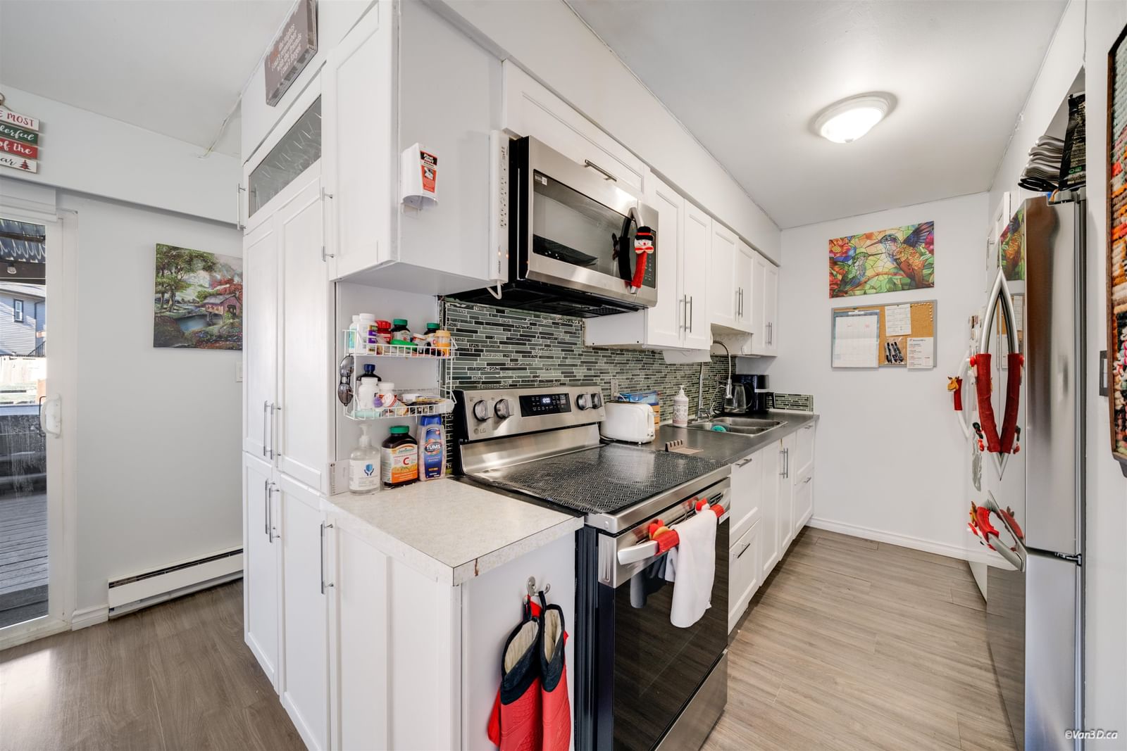 Listing Image 8