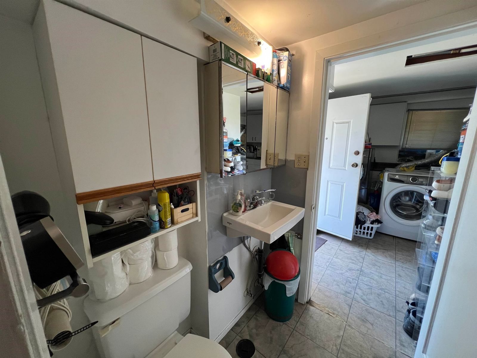Listing Image 7