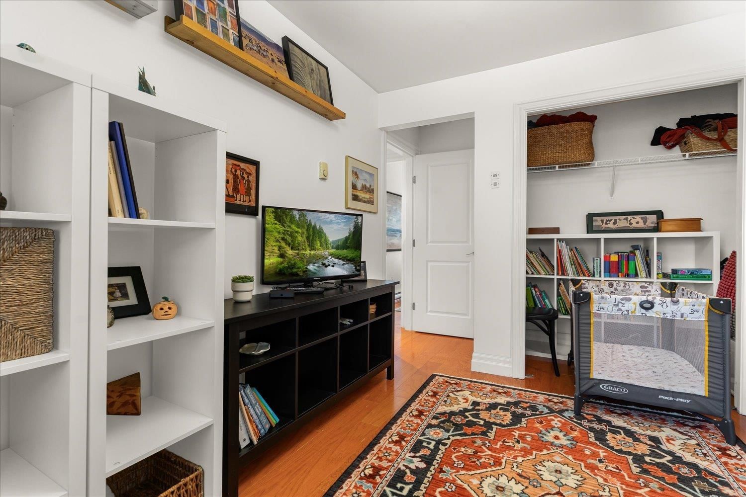 Listing Image 19