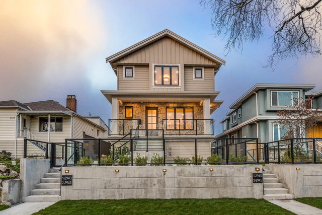 1 - 2943 44th Avenue E