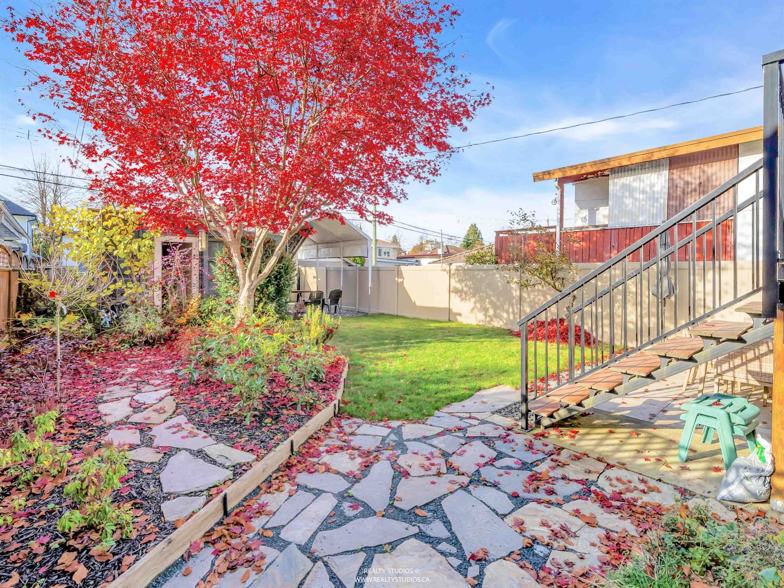 Listing Image 10