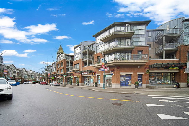 321 - 225 Newport Drive