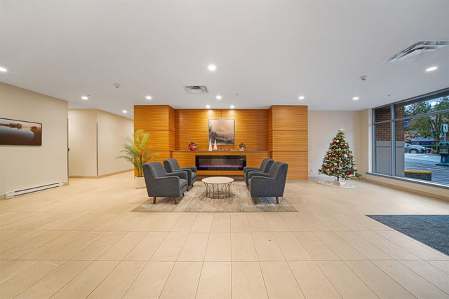 321 - 225 Newport Drive