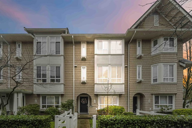 39 - 2418 Avon Place