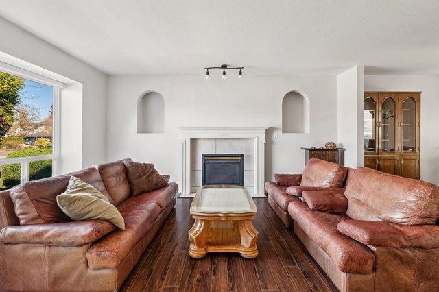 Main House - 8118 153a Street