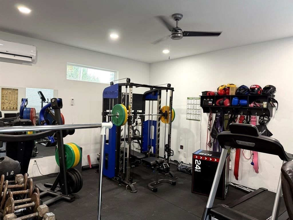 Listing Image 32